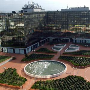 LEONARDO DA VINCI BUSINESS CENTRE IN PRATO